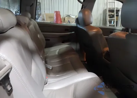 2004 GMC Sierra K2500 Crew Cab из США, поврежденный, VIN 1GTGK23U74F138589